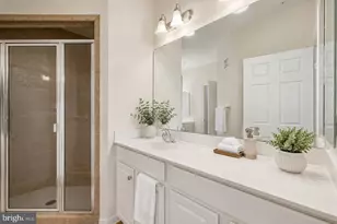 5722 Callcott Way, Alexandria, VA 22312 - Photo 9
