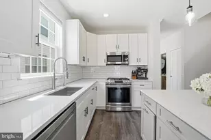 8510 Hallie Rose Pl, Alexandria, VA 22309 - Photo 23