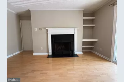 1540 Lincoln Way #201, McLean, VA 22102 - Photo 3