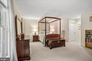 7606 Rustle Ridge Ct, Fairfax Station, VA 22039 - Photo 25