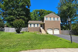 7702 Tower Woods Dr, Springfield, VA 22153 - Photo 1
