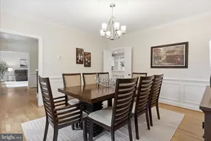 10820 Fieldwood Dr, Fairfax, VA 22030 - Photo 19
