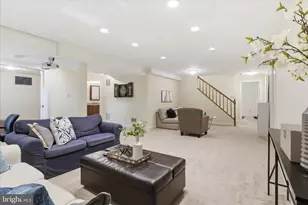 10820 Fieldwood Dr, Fairfax, VA 22030 - Photo 35
