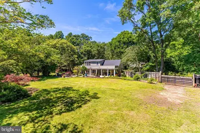 518 Goldsmith Lane, Great Falls, VA 22066 - Photo 17