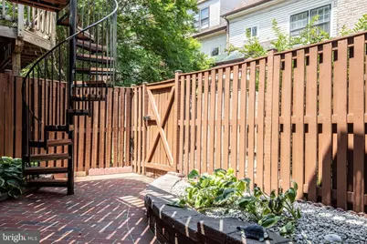 6304 Chaucer View Circle, Alexandria, VA 22304 - Photo 19