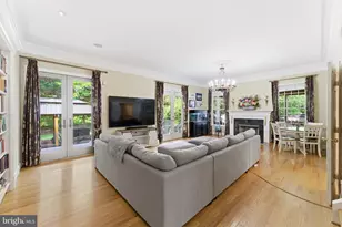 9889 Chapel Bridge Estates Dr, Fairfax Station, VA 22039 - Photo 13