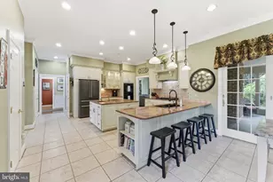 9889 Chapel Bridge Estates Dr, Fairfax Station, VA 22039 - Photo 17