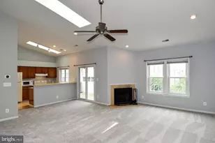 4056 Grays Pointe Ct, Fairfax, VA 22033 - Photo 3