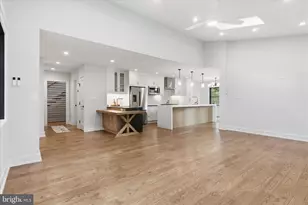 5921 Chesterbrook Rd, McLean, VA 22101 - Photo 25