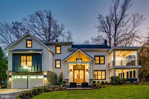 5921 Chesterbrook Rd, McLean, VA 22101 - Photo 3