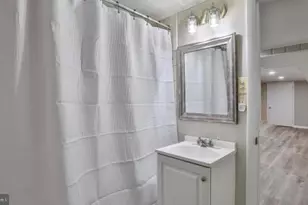 7110 Murray Ln, Annandale, VA 22003 - Photo 3