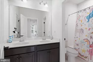 12277 Sweet Willow Ln, Fairfax, VA 22030 - Photo 23