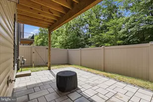 12277 Sweet Willow Ln, Fairfax, VA 22030 - Photo 35