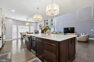 13677 Sweet Woodruff Ln, Centreville, VA 20120 - Photo 7