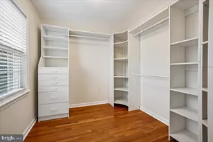 7018 Bradwood Ct, Springfield, VA 22151 - Photo 25