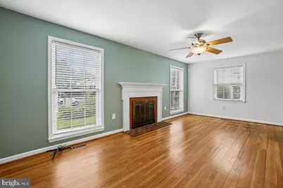 7018 Bradwood Court, Springfield, VA 22151 - Photo 5