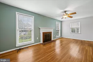 7018 Bradwood Ct, Springfield, VA 22151 - Photo 5