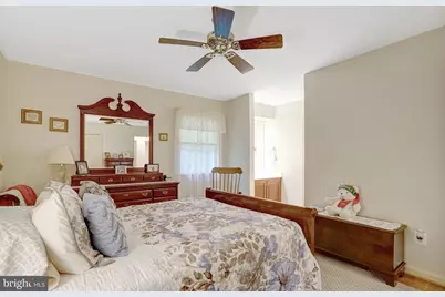 8422 Georgian Way, Annandale, VA 22003 - Photo 49