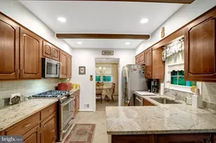 8422 Georgian Way, Annandale, VA 22003 - Photo 17