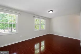 6324 Lightburn Ct, Centreville, VA 20121 - Photo 15