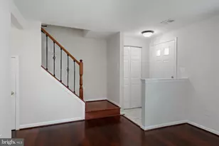 6324 Lightburn Ct, Centreville, VA 20121 - Photo 3