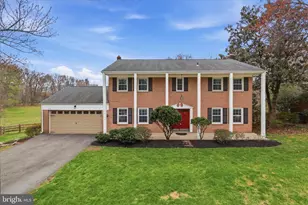 1335 MacBeth St, McLean, VA 22102 - Photo 1