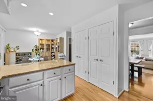 5426 Cabot Ridge Ct, Fairfax, VA 22032 - Photo 11