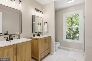 3563 Armfield Farm Dr, Chantilly, VA 20151 - Photo 29
