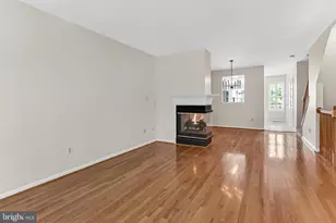 13157 Kidwell Field Rd, Herndon, VA 20171 - Photo 9