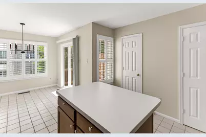 13157 Kidwell Field Road, Herndon, VA 20171 - Photo 17