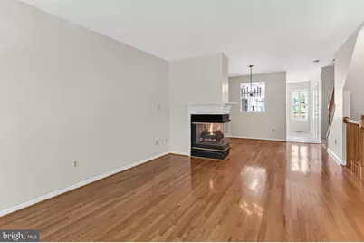13157 Kidwell Field Road, Herndon, VA 20171 - Photo 3