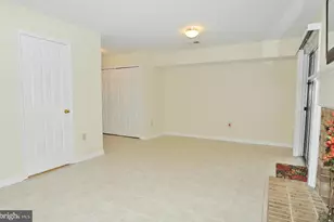 7411 Salford Ct, Alexandria, VA 22315 - Photo 21