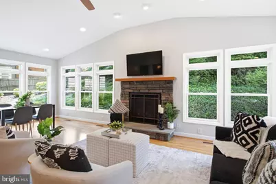 9521 Jomar Drive, Fairfax, VA 22032 - Photo 7