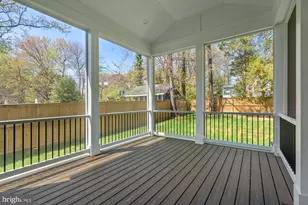 115 St Andrews Dr NE, Vienna, VA 22180 - Photo 33