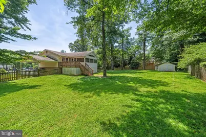 905 Carole Court SE, Vienna, VA 22180 - Photo 3