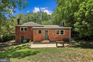 8109 Bainbridge Rd, Alexandria, VA 22308 - Photo 3