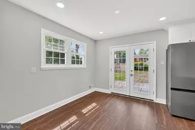8109 Carrick Lane, Springfield, VA 22151 - Photo 5
