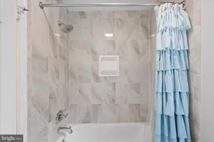 925 Woburn Ct, McLean, VA 22102 - Photo 37
