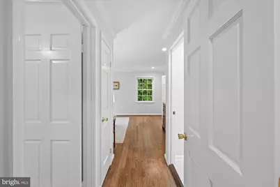 925 Woburn Court, McLean, VA 22102 - Photo 17