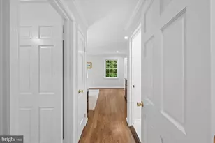 925 Woburn Ct, McLean, VA 22102 - Photo 17