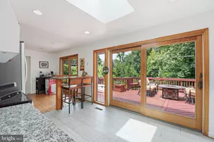 1476 Waggaman Cir, McLean, VA 22101 - Photo 5