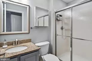 6251 Rolling Spring Ct, Springfield, VA 22152 - Photo 33
