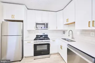 3701 S George Mason Dr, Falls Church, VA 22041 - Photo 11