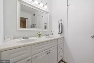 3131 Guysborough Dr, Fairfax, VA 22031 - Photo 33
