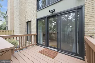 3131 Guysborough Dr, Fairfax, VA 22031 - Photo 25