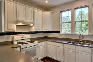 13906 Gothic Dr, Centreville, VA 20121 - Photo 15