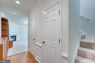 7046 Falls Reach Dr, Falls Church, VA 22043 - Photo 5