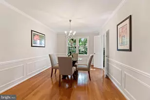 6571 Snowbell Ln, Falls Church, VA 22042 - Photo 7