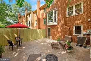 6571 Snowbell Ln, Falls Church, VA 22042 - Photo 19
