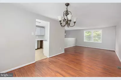 12821 Longleaf Lane, Herndon, VA 20170 - Photo 11